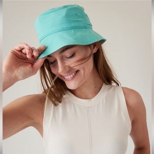 NWT Athleta Bucket Hat Size S/M